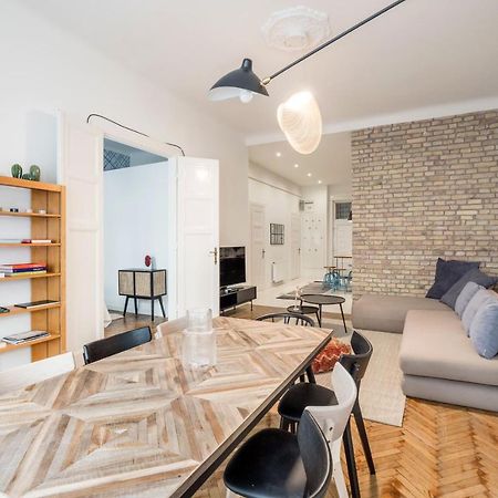 Sunshine Sprint Luxury Apartment Budapest Eksteriør bilde