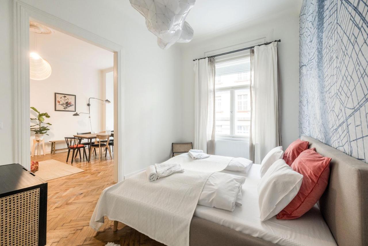 Sunshine Sprint Luxury Apartment Budapest Eksteriør bilde