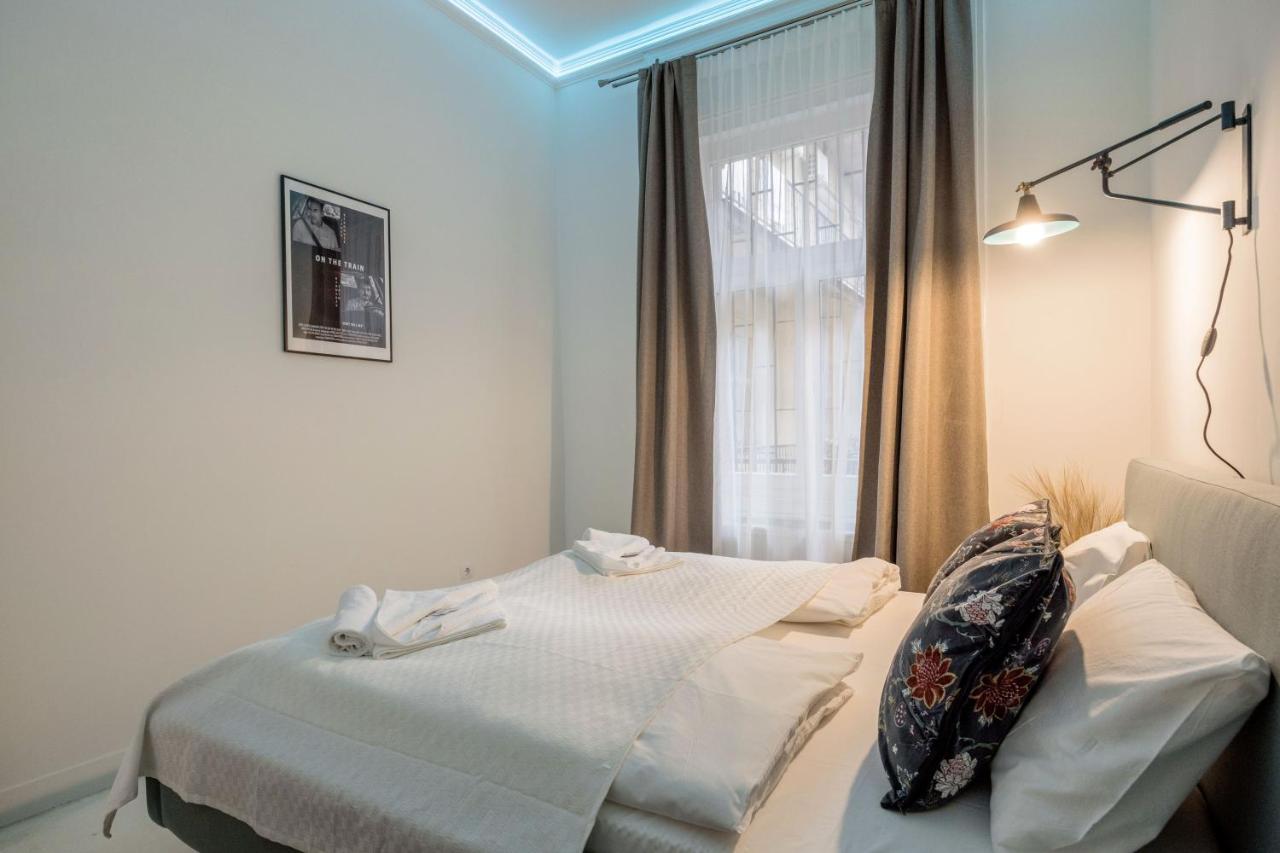 Sunshine Sprint Luxury Apartment Budapest Eksteriør bilde